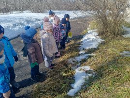 "Как мы весну искали" "Как мы весну искали".